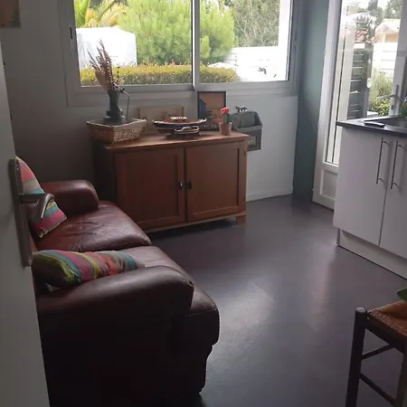 T2 Et Calme * أنديرنو لي بان